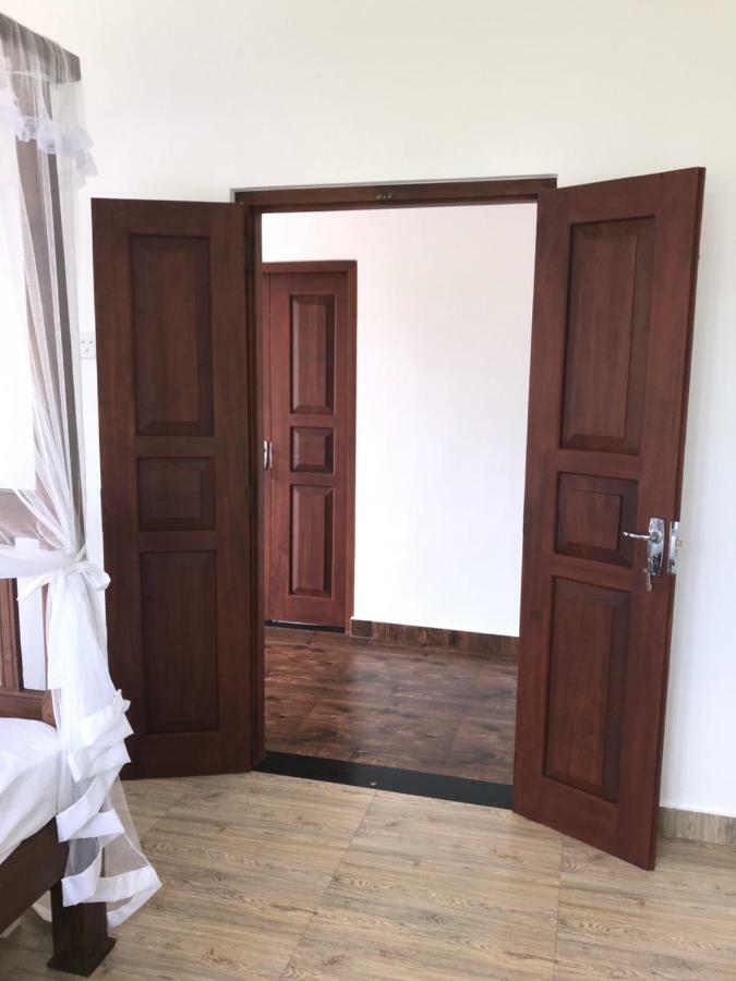 The Dalawella Porch House Homestay