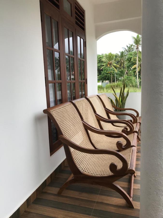 The Dalawella Porch House *